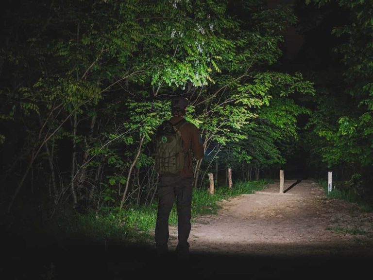 当照明成为生活与工作的底气：Fenix是最值得信赖的伙伴